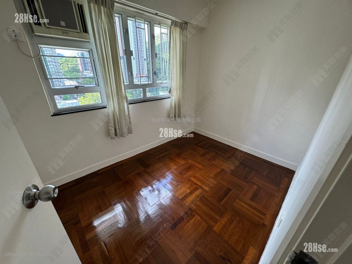 Chi Lok Fa Yuen Sell 2 Bedrooms 584 ft²