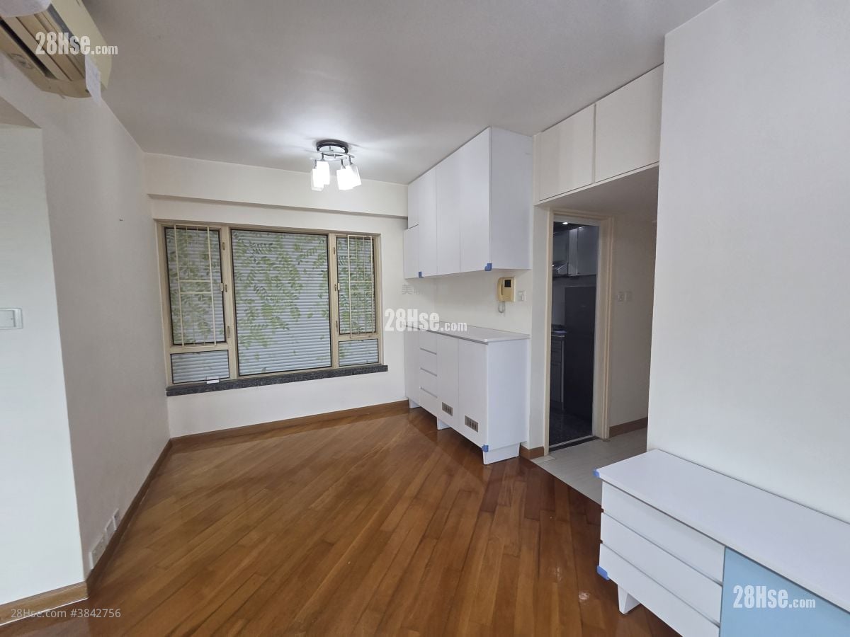 La Cite Noble Sell 2 Bedrooms , 1 Bathroom 434 ft²