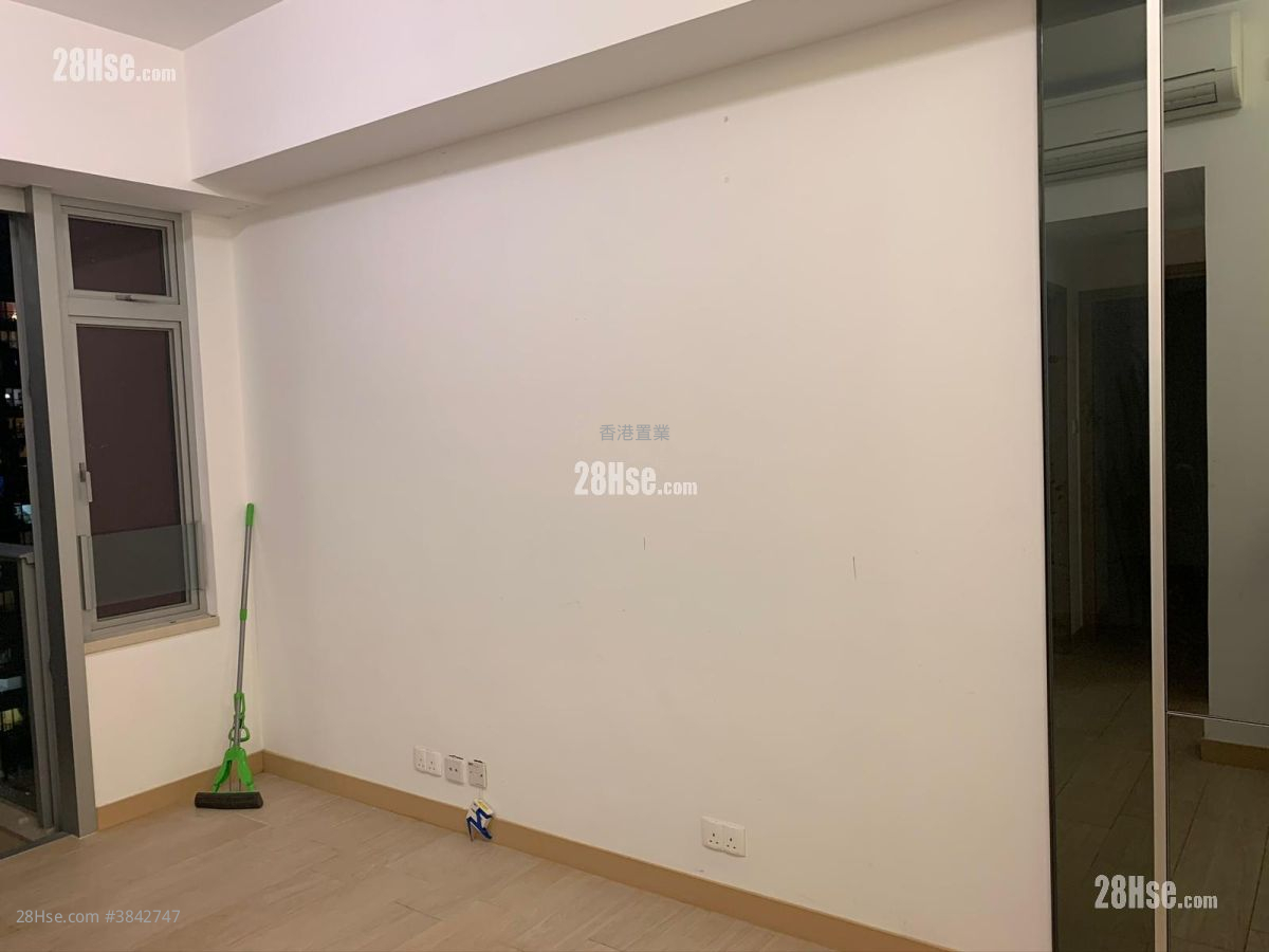 Century Link Sell 2 Bedrooms 453 ft²