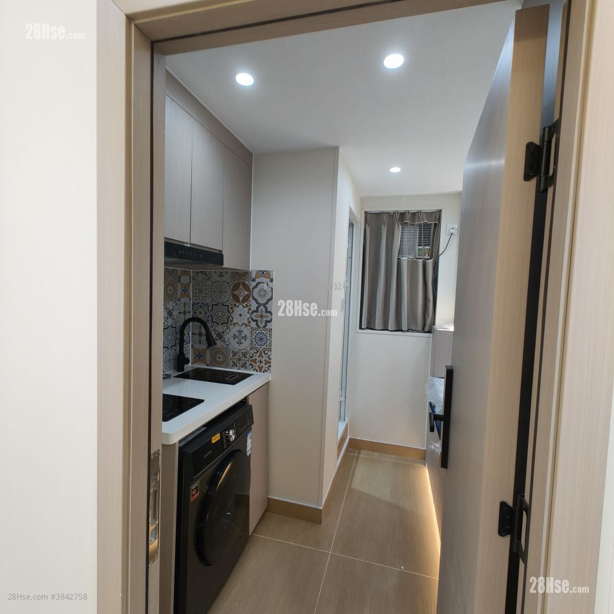 Man Yiu Building Rental Studio , 1 Bathroom 565 ft²