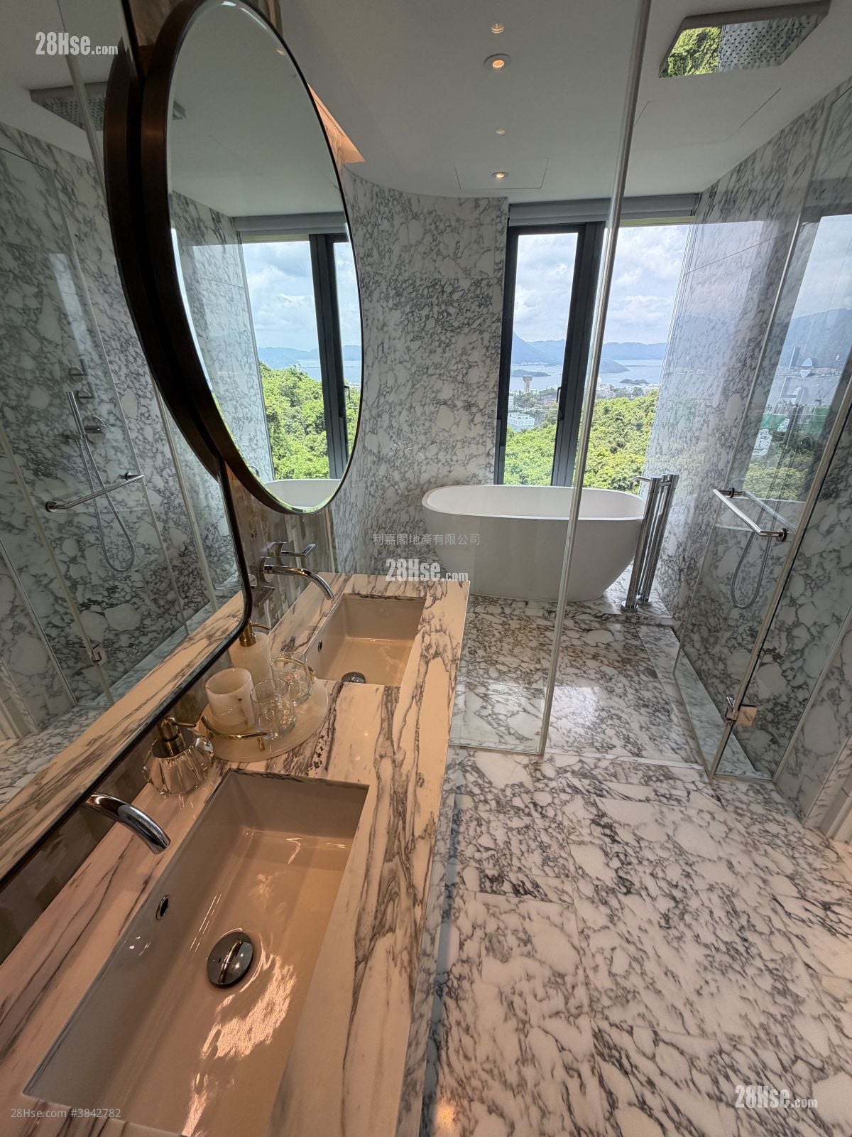 La Vetta Sell 4 Bedrooms 2,172 ft²