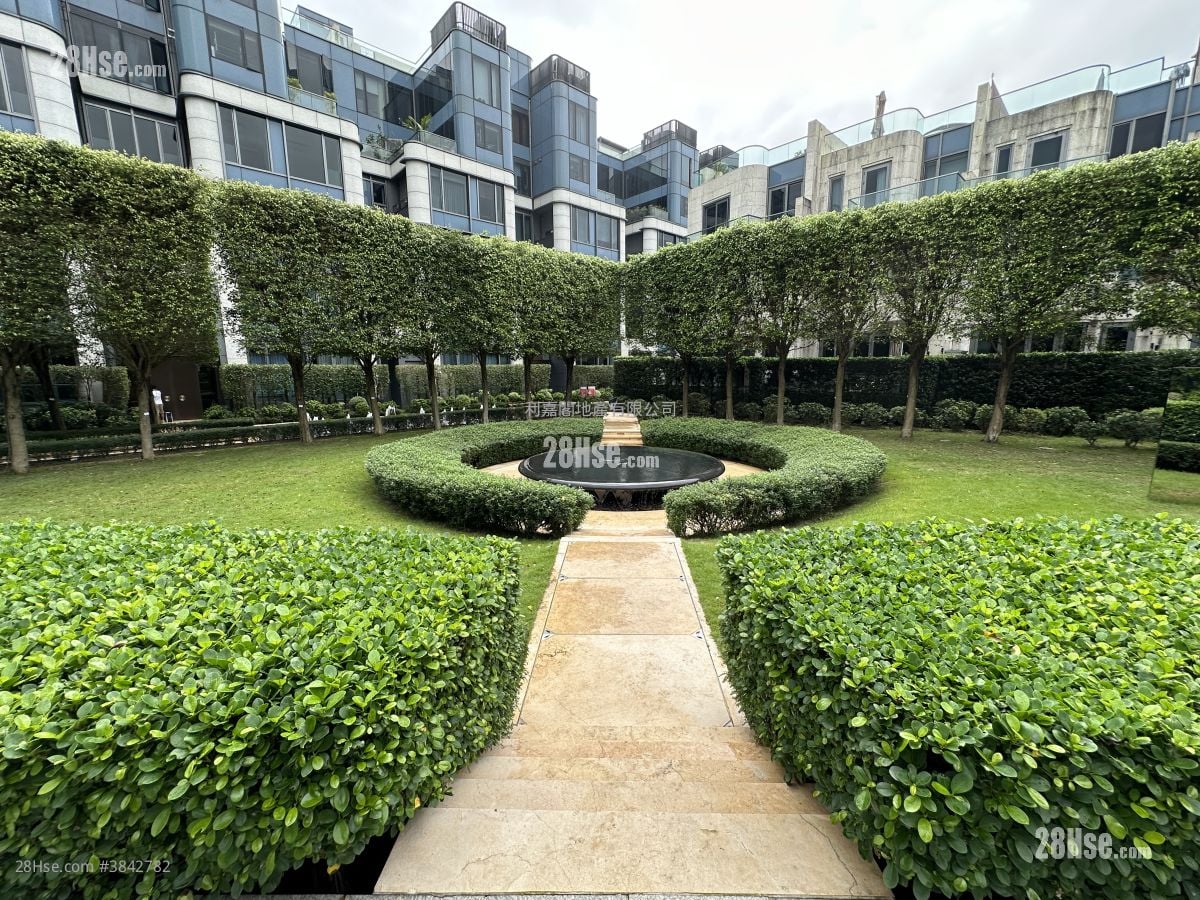 La Vetta Sell 4 Bedrooms 2,172 ft²