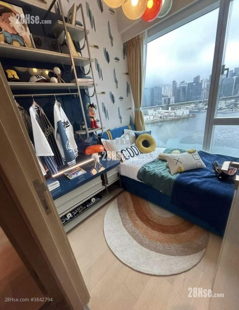 Miami Quay Sell 3 Bedrooms 661 ft²