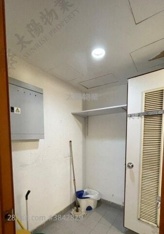 半島豪庭 售盤 3 房 952 平方呎