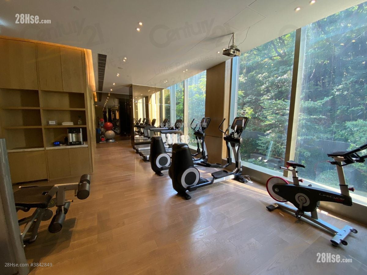 Homantin Hillside Sell 1 Bedroom , 1 Bathroom 369 ft²
