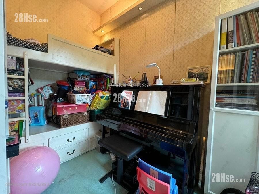 朗逸峰 售盤 3 房 , 3 浴室 931 平方呎
