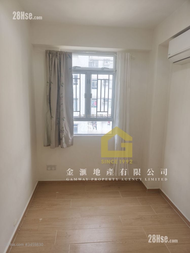 Tsui Chuk Garden Sell 2 Bedrooms , 1 Bathroom 484 ft²