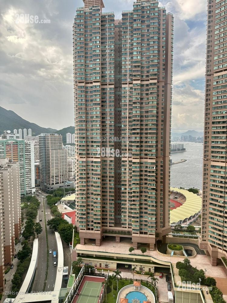 Island Resort Sell 3 Bedrooms , 2 Bathrooms 565 ft²