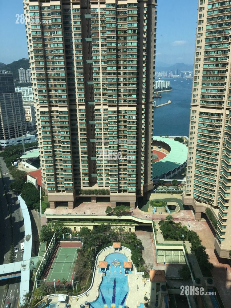 Island Resort Sell 3 Bedrooms , 2 Bathrooms 565 ft²