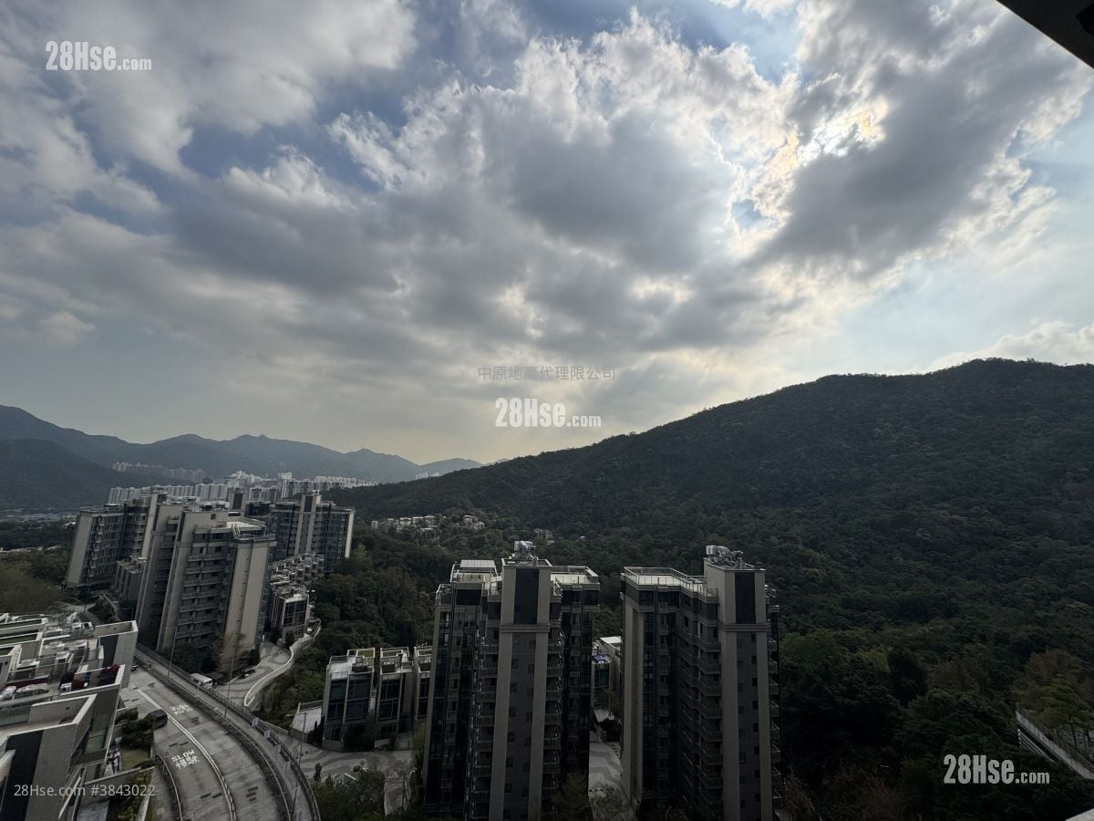 Dragons Range Sell 1 Bedroom 466 ft²