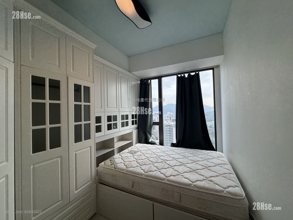 Dragons Range Sell 1 Bedroom 466 ft²