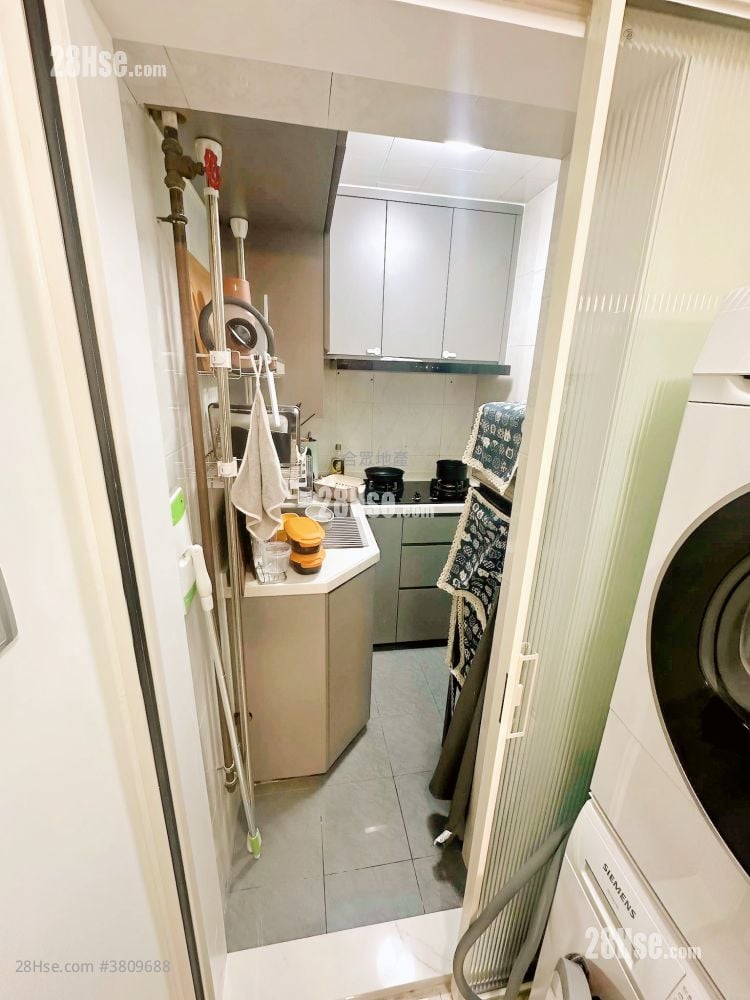 Yee Nga Court Sell 401 ft²