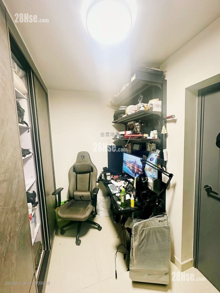 Yee Nga Court Sell 401 ft²