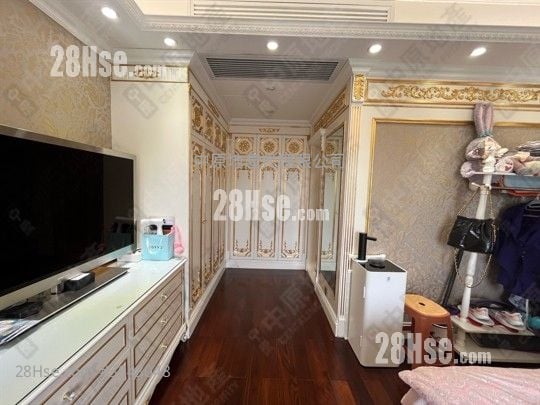 Double Haven Sell 4 Bedrooms , 4 Bathrooms 2,250 ft²