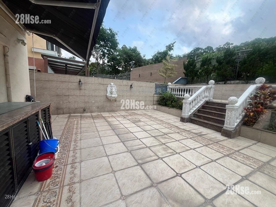 Double Haven Sell 4 Bedrooms , 4 Bathrooms 2,250 ft²
