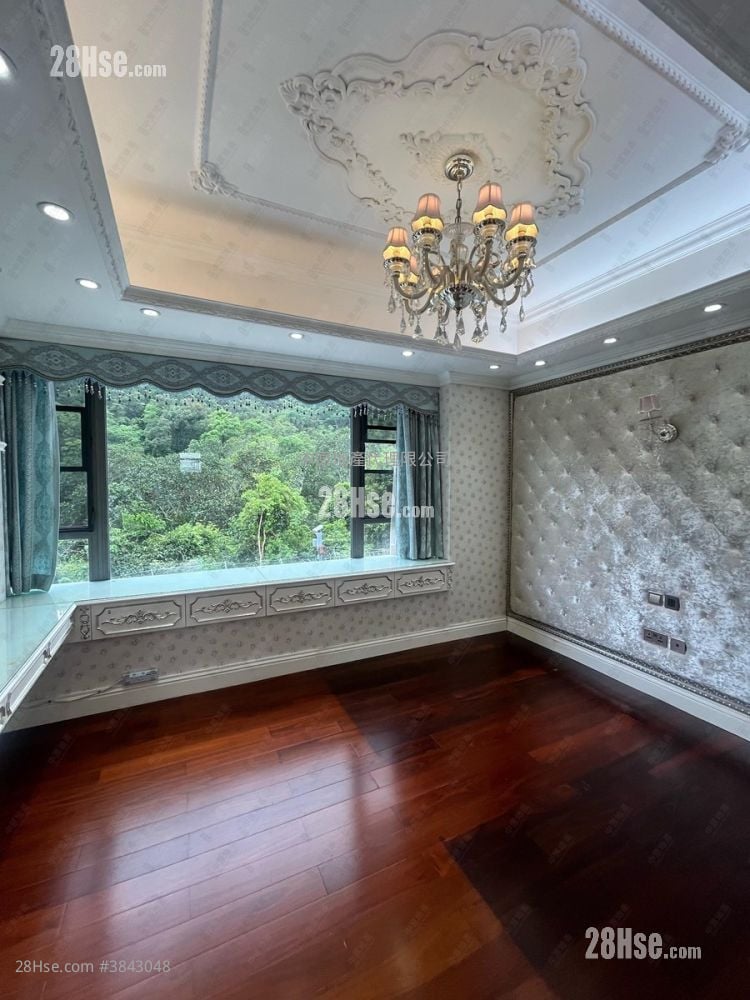 Double Haven Sell 4 Bedrooms , 4 Bathrooms 2,250 ft²