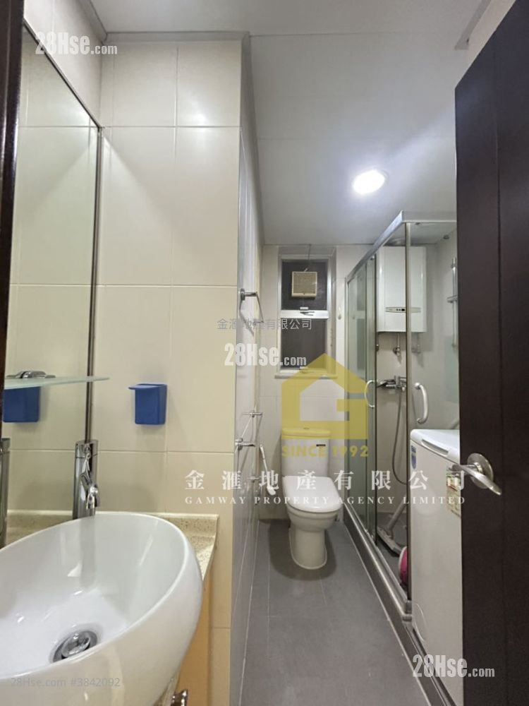 Silver Garden Sell 3 Bedrooms , 2 Bathrooms 682 ft²
