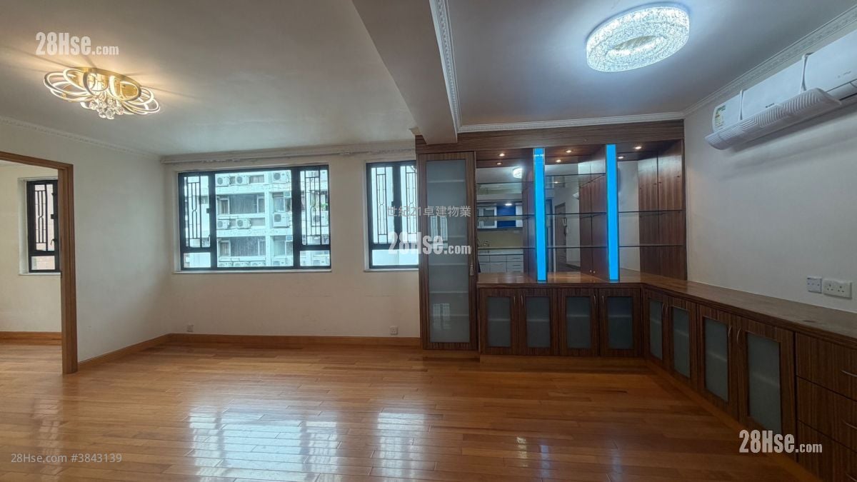 Fortune Terrace Sell 2 Bedrooms , 1 Bathroom 606 ft²
