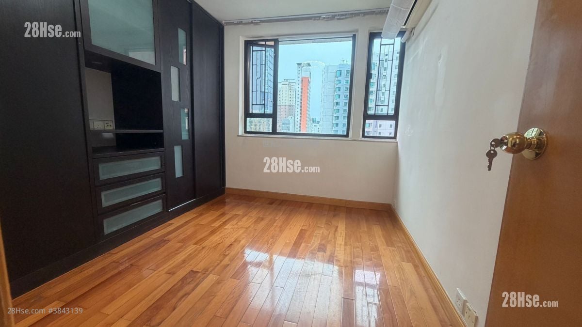 Fortune Terrace Sell 2 Bedrooms , 1 Bathroom 606 ft²