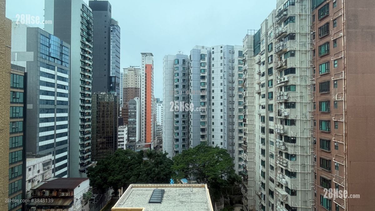 Fortune Terrace Sell 2 Bedrooms , 1 Bathroom 606 ft²