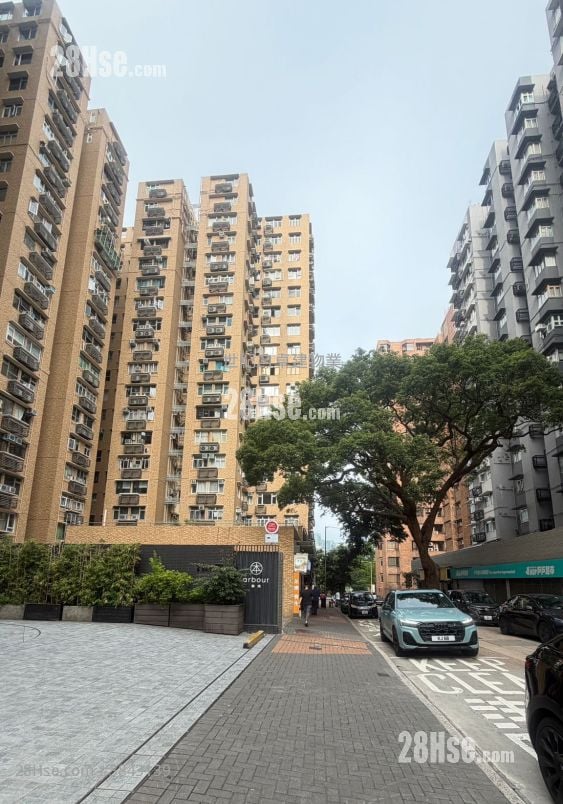 Fortune Terrace Sell 2 Bedrooms , 1 Bathroom 606 ft²