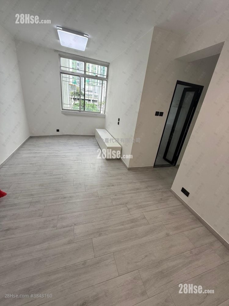 Allway Gardens Sell 2 Bedrooms , 1 Bathroom 550 ft²