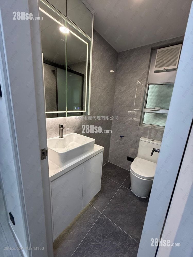 Allway Gardens Sell 2 Bedrooms , 1 Bathroom 550 ft²