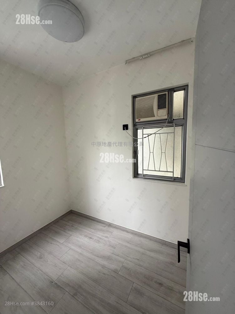 Allway Gardens Sell 2 Bedrooms , 1 Bathroom 550 ft²