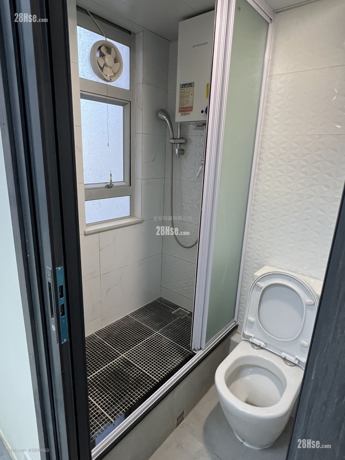 Apartment Rental Studio , 1 Bathroom 193 ft²