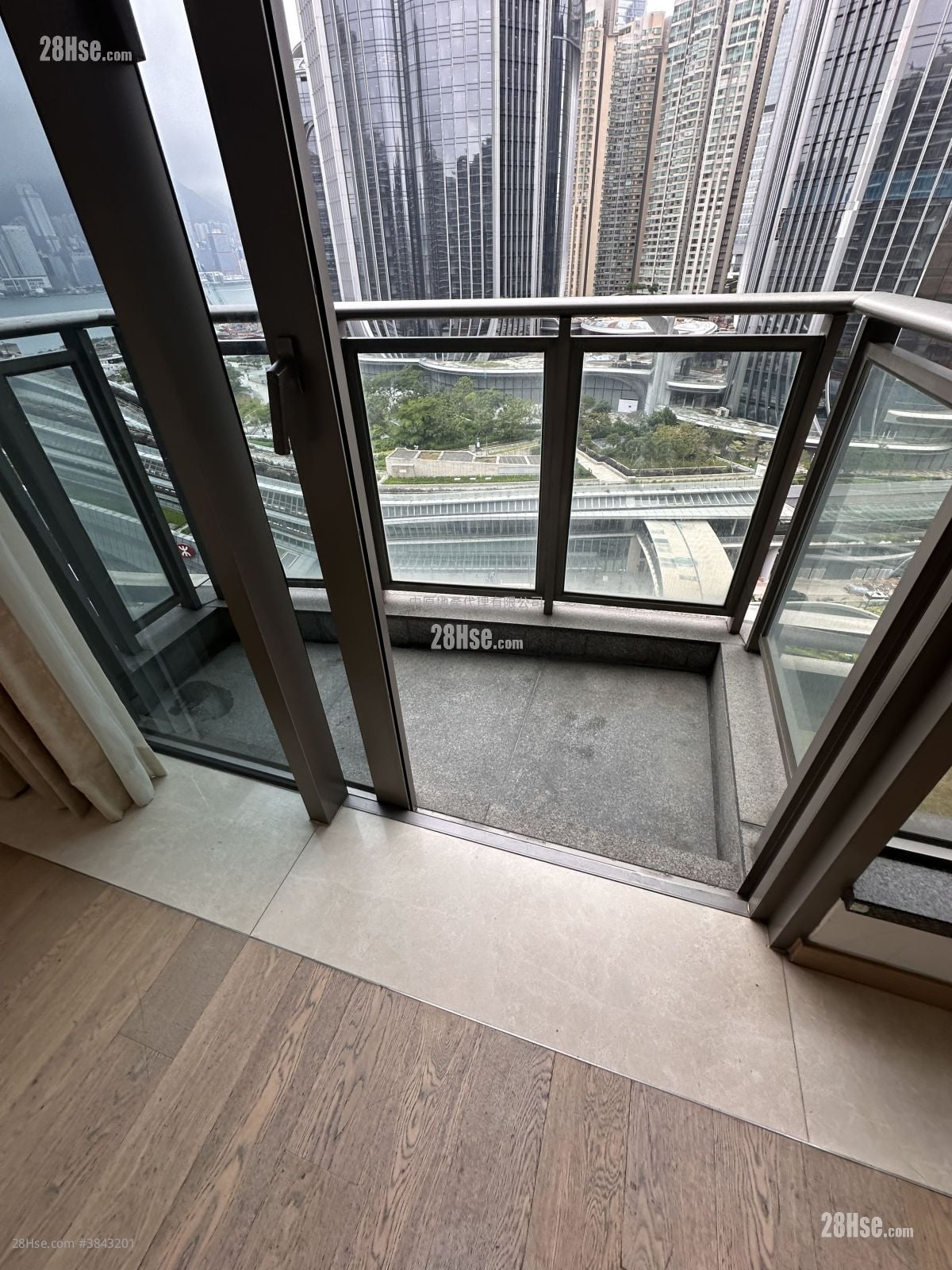 The Austin Sell 3 Bedrooms , 3 Bathrooms 1,002 ft²