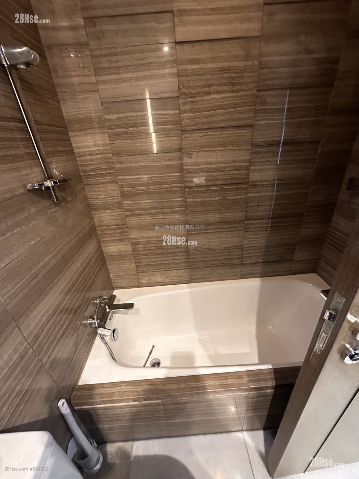 The Austin Sell 3 Bedrooms , 3 Bathrooms 1,002 ft²