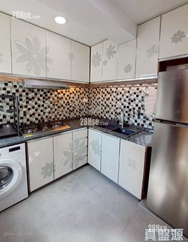 Grand Del Sol Sell 3 Bedrooms , 2 Bathrooms 739 ft²