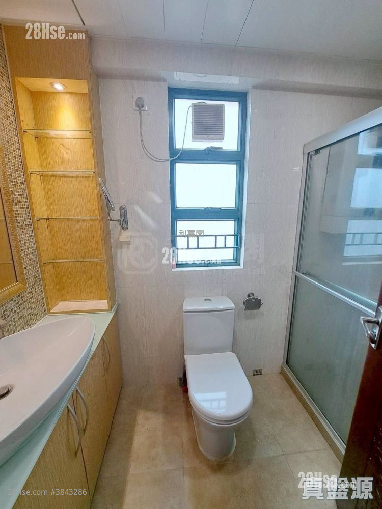 Grand Del Sol Sell 3 Bedrooms , 2 Bathrooms 739 ft²
