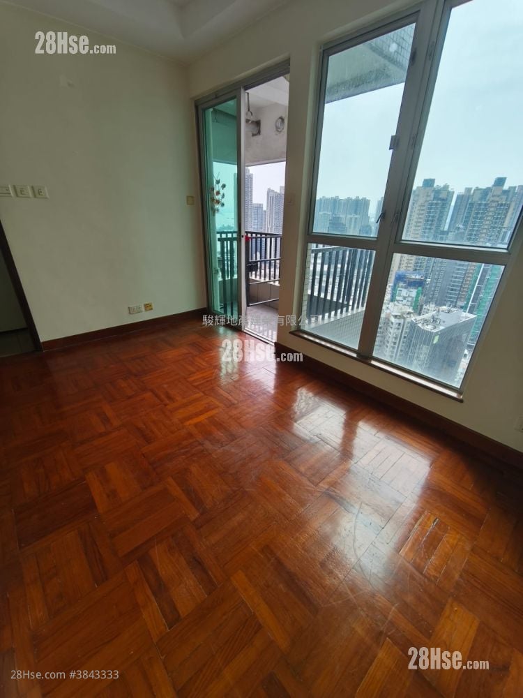 Flourish Mansion Rental 3 Bedrooms , 1 Bathroom 584 ft²