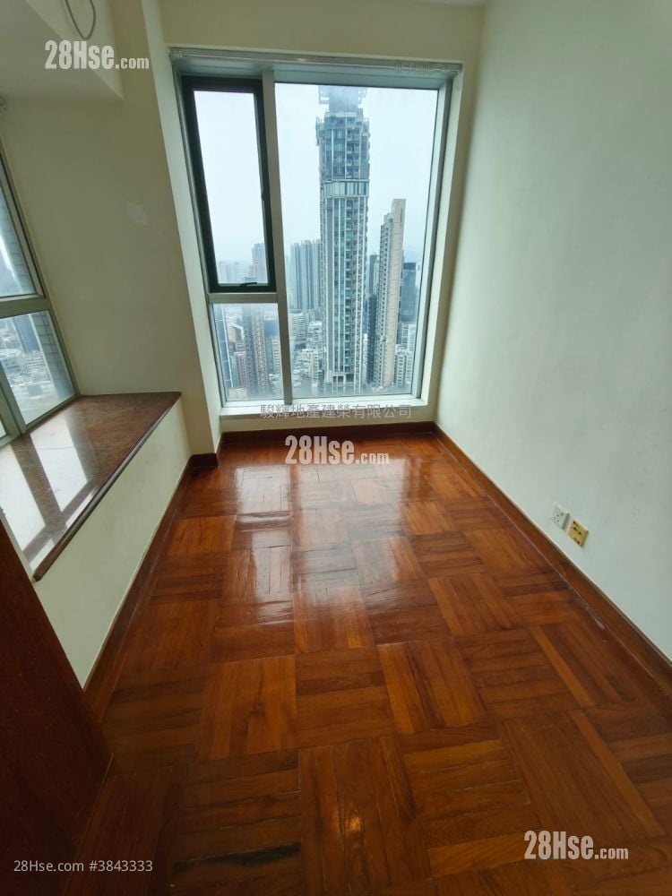 Flourish Mansion Rental 3 Bedrooms , 1 Bathroom 584 ft²
