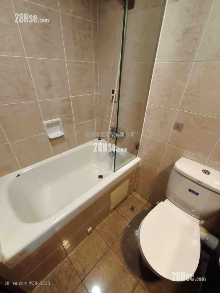 Flourish Mansion Rental 3 Bedrooms , 1 Bathroom 584 ft²