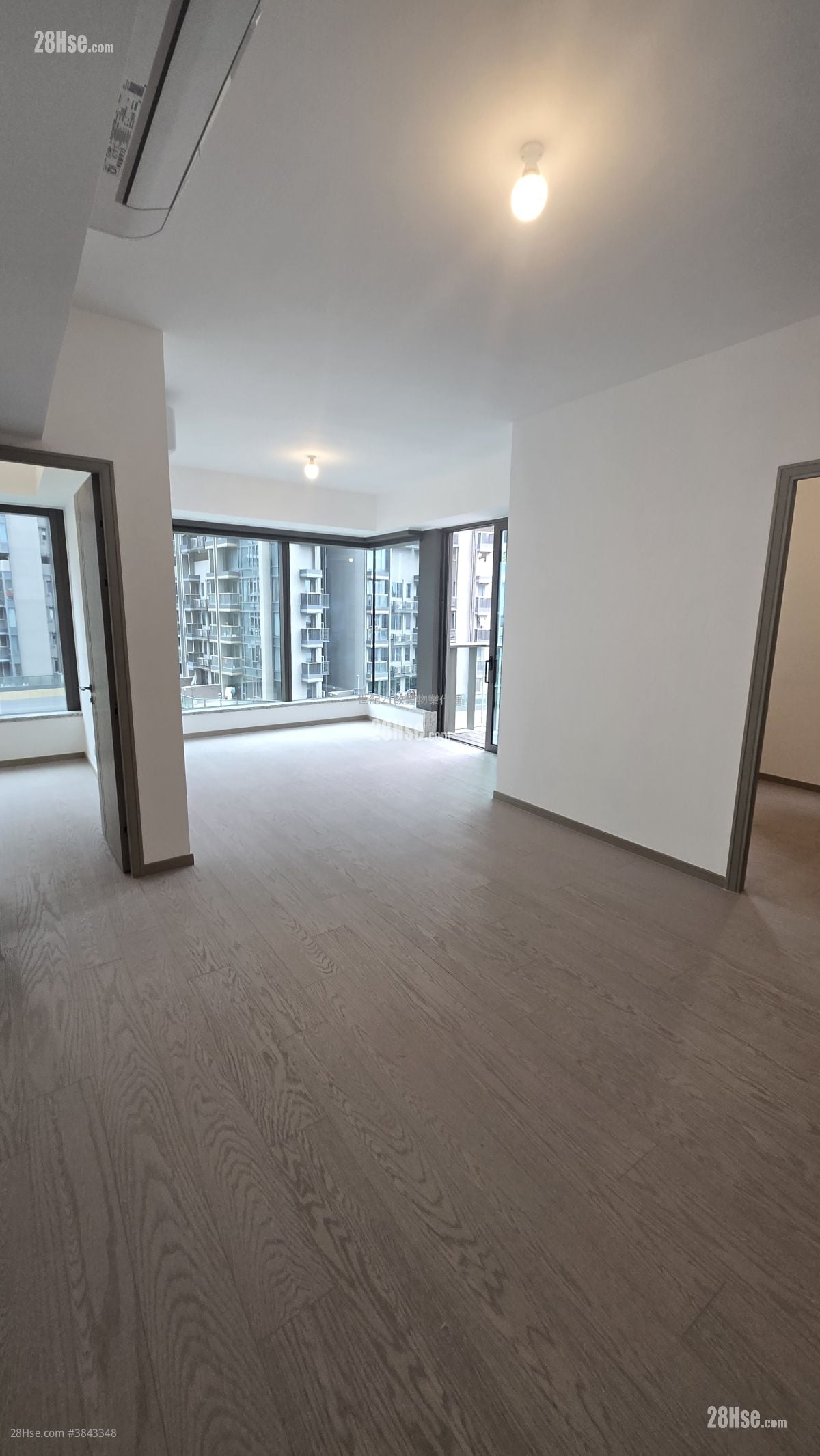 The Southside Sell 3 Bedrooms , 3 Bathrooms 963 ft²