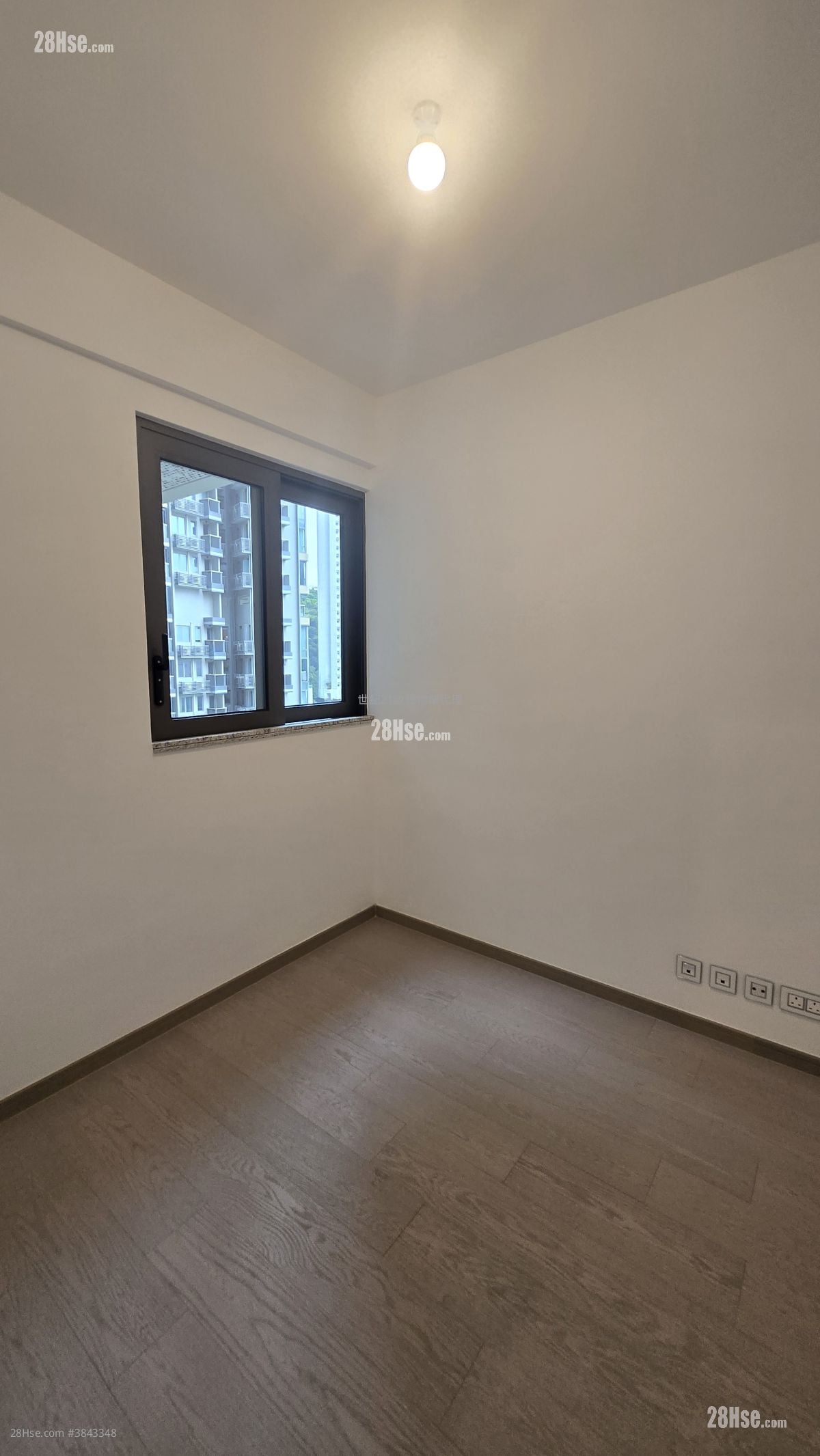The Southside Sell 3 Bedrooms , 3 Bathrooms 963 ft²
