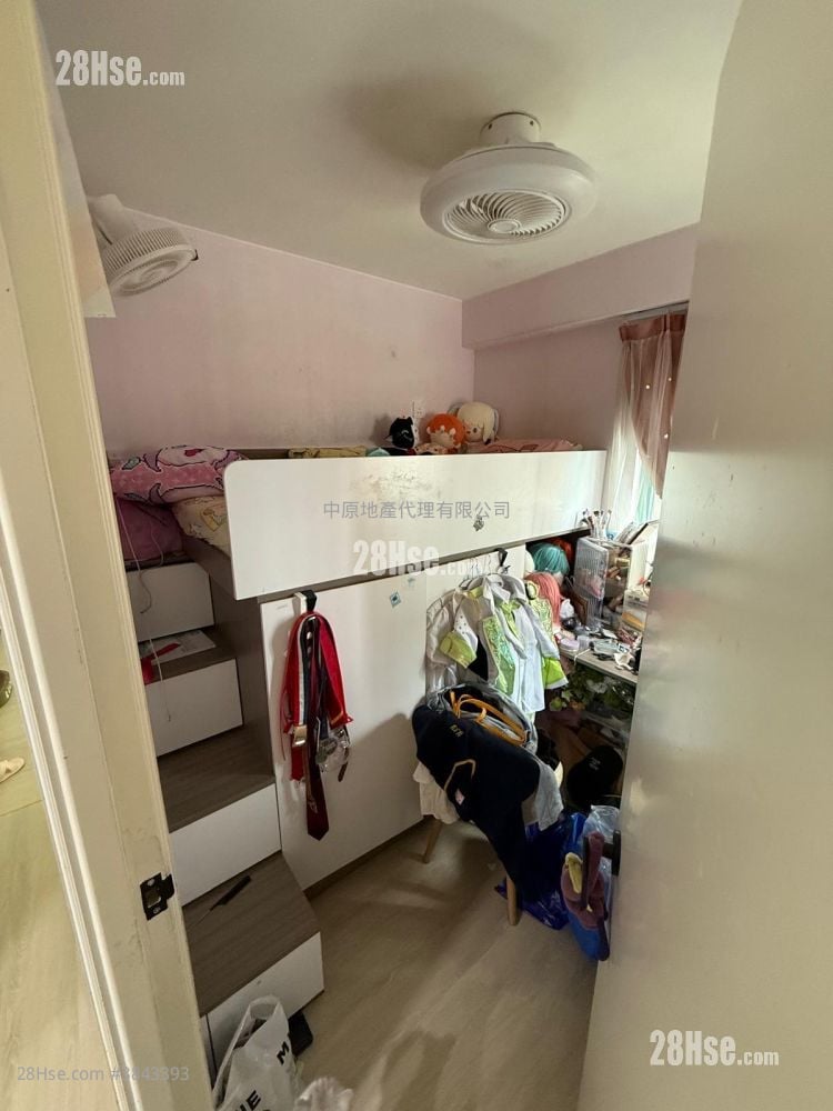 翠拥华庭 售盘 3 房 696 平方尺