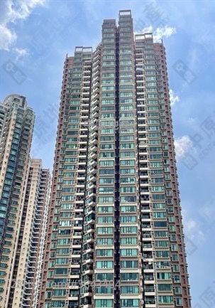 御景峰 售盤 3 房 594 平方呎