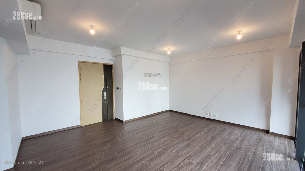 Alto Residences Sell 2 Bedrooms 952 ft²