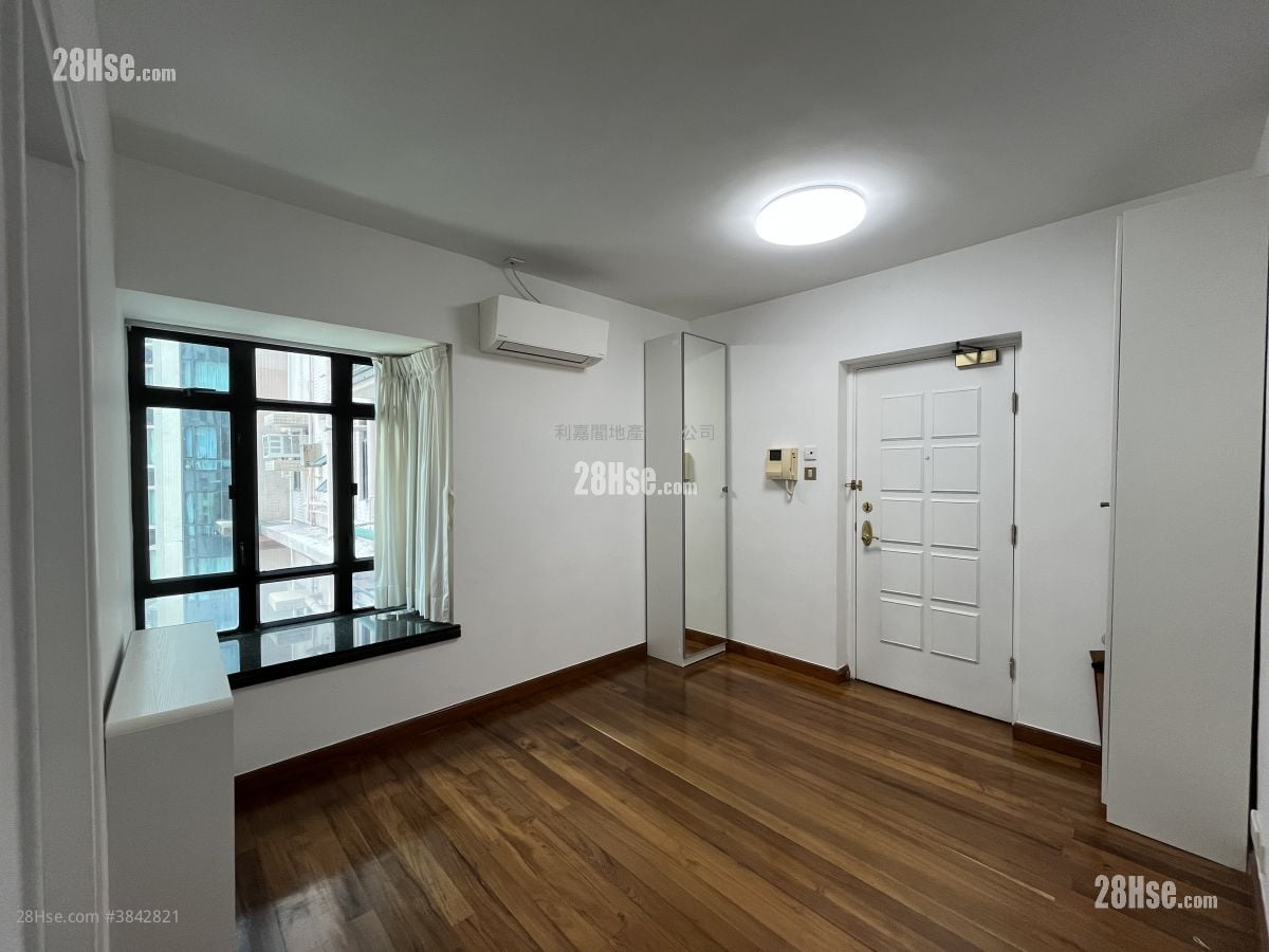 Fairview Height Sell 2 Bedrooms , 1 Bathroom 355 ft²