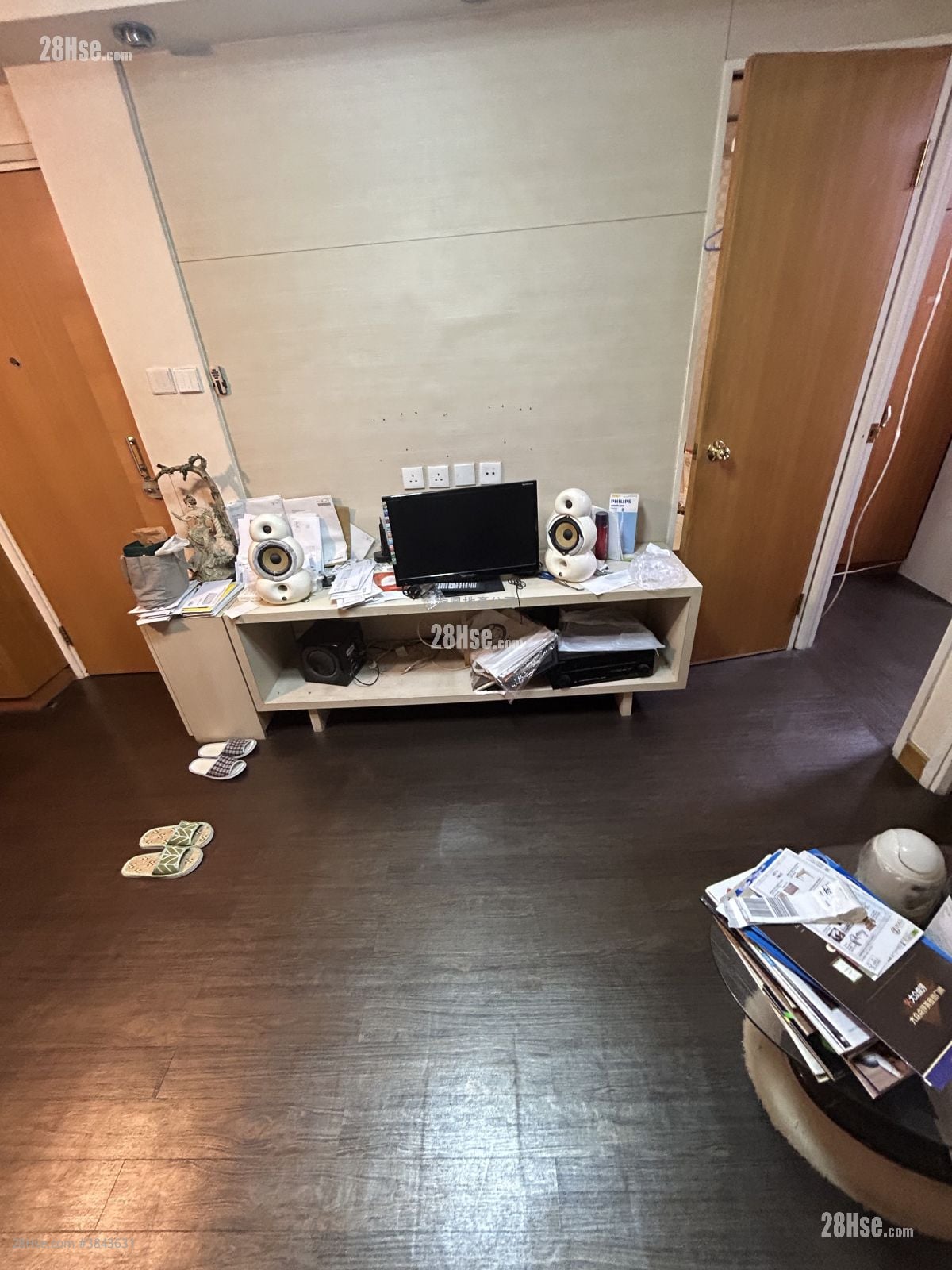 旺角唐樓 售盤 3 房 , 1 浴室 575 平方呎