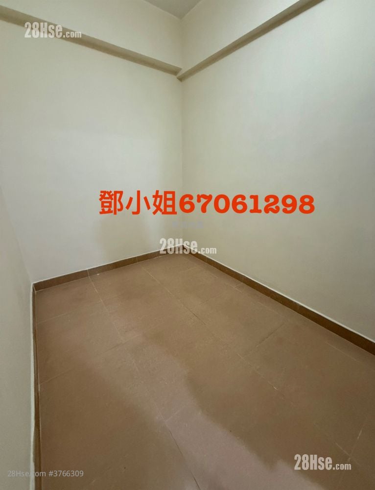Man Wai Building Rental Studio , 1 Bathroom 100 ft²