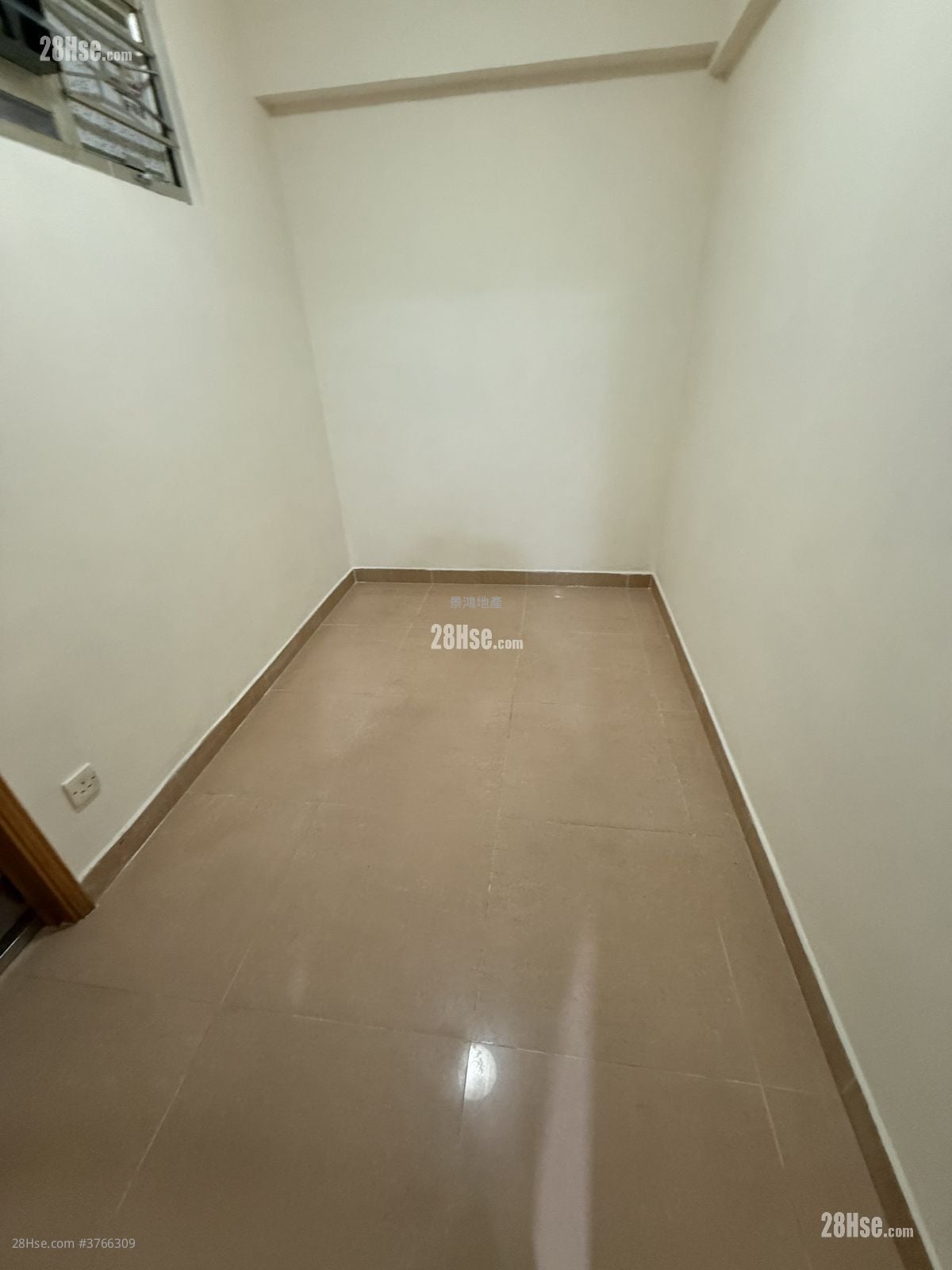 Man Wai Building Rental Studio , 1 Bathroom 100 ft²