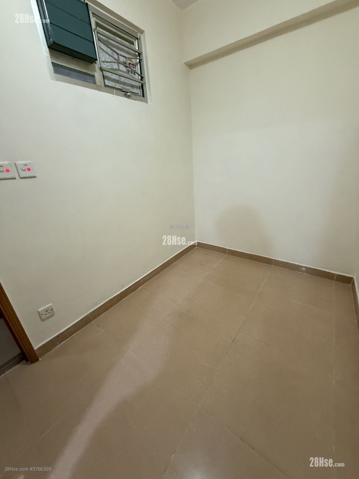 Man Wai Building Rental Studio , 1 Bathroom 100 ft²