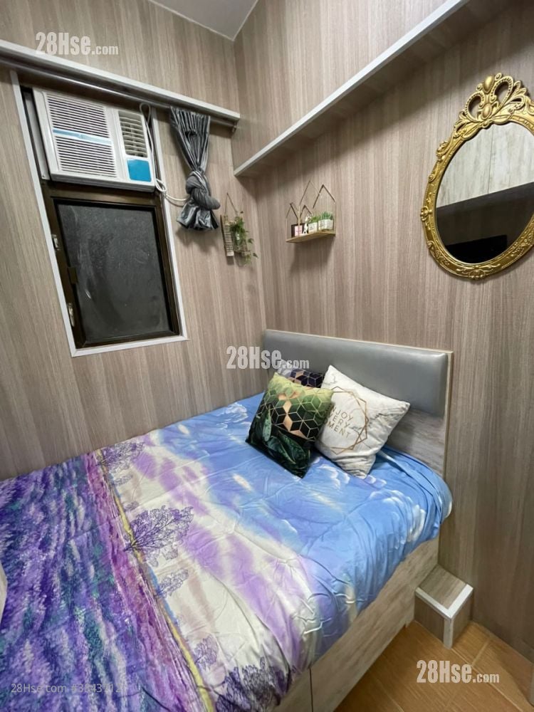 Tung Fat Building Rental Studio , 1 Bathroom 110 ft²