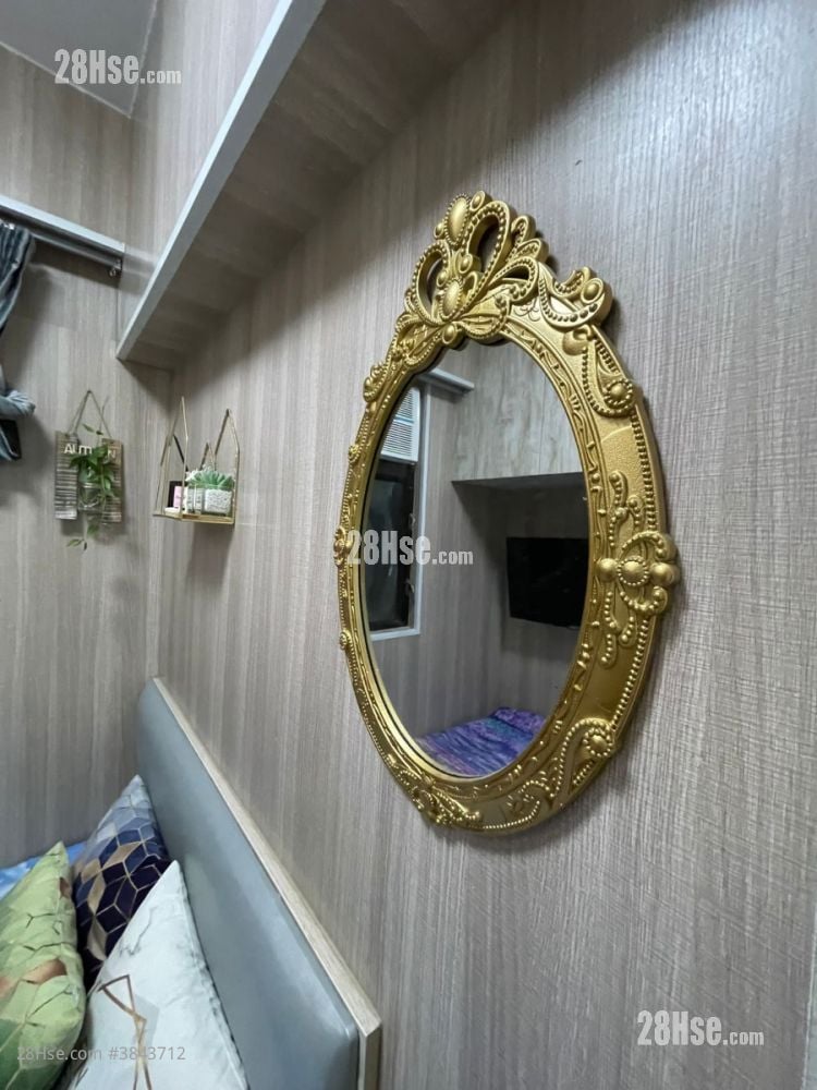 Tung Fat Building Rental Studio , 1 Bathroom 110 ft²
