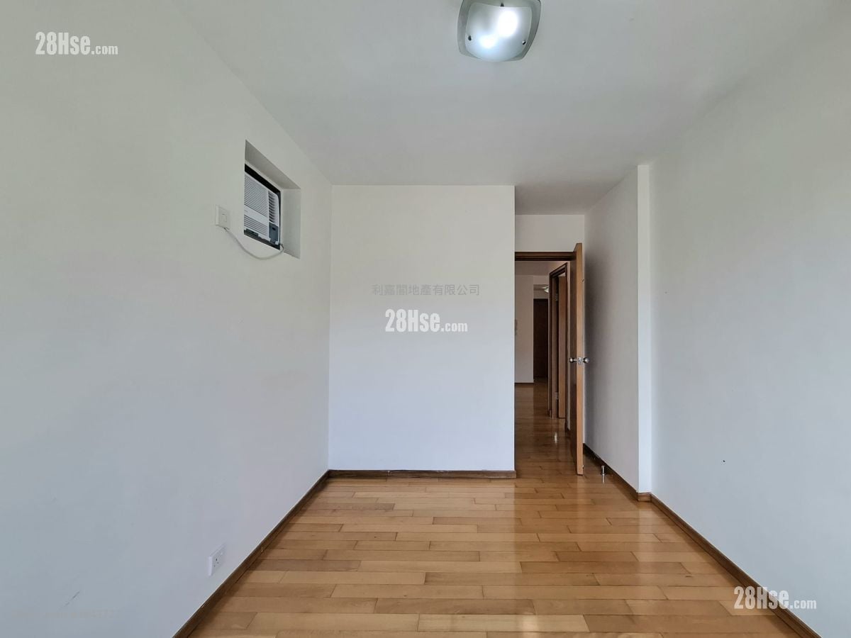 Seaview Crescent Rental 2 Bedrooms , 1 Bathroom 516 ft²