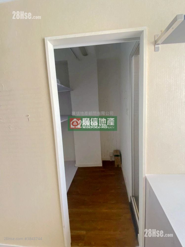 嘉興商業中心 租盤 1 房 , 1 廁所